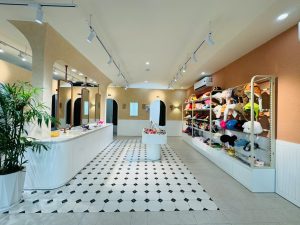 Không gian bên trong cửa hàng tại The Fuji Studio