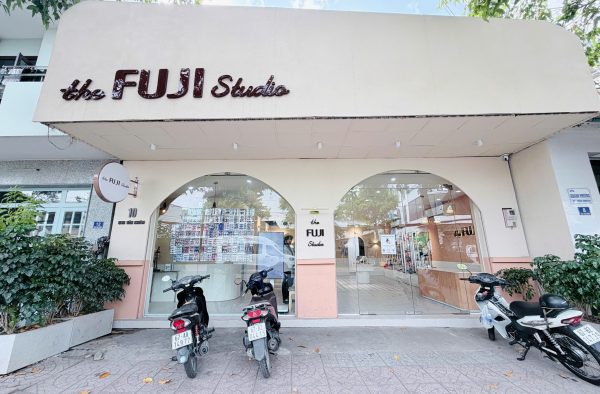 Địa điểm photobooth Long Xuyên – Chụp ảnh đẹp, nhanh tại The Fuji Studio